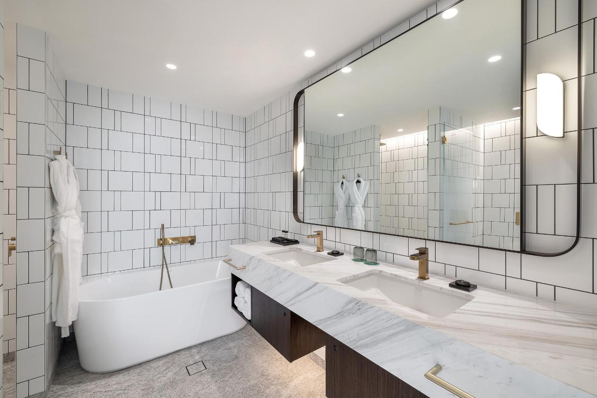 River Suite